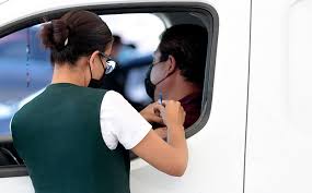 Desde hoy en adelante, en toda la provincia, toda persona entre 30 y 39 años ya puede inscribir su voluntad de vacunación por los medios digitales que se encuentren en la página del ministerio de salud y del gobierno de la provincia, anunció subsecretario de redes integradas y servicios de salud, marcos bachetti, en la conferencia de prensa virtual brindada este viernes. Jrrd7sdnhhrvbm