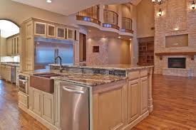 Some of the best kitchen layouts tips: Kitchen Island Design With Sink