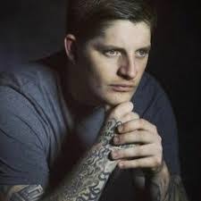 Damian Eldridge's Instagram, Twitter & Facebook