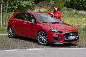The project started in september 2016 with the help of gabriele tarquini and alain menu and the car completed its first test laps in april 2017. Hyundai N 2019 Vergleich N Line I30 N Fastback Typen Autobild De