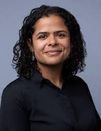 Dora Cooney's Instagram, Twitter & Facebook