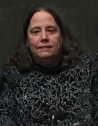 Suzanne Darr's Instagram, Twitter & Facebook