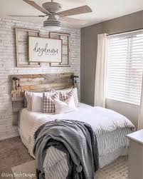 50 Cozy Rustic Farmhouse Bedroom Design Ideas Farmhouse Style Bedroom Decor Master Bedroom Makeover Farmhouse Bedroom Decor