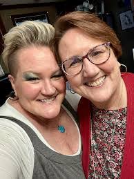 Curtis Bruner's Instagram, Twitter & Facebook