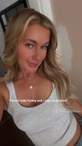 Sadie Abbott's Instagram, Twitter & Facebook