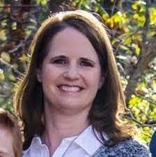 Lori Pumphrey's Instagram, Twitter & Facebook