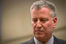 De Blasio Is Failing to Fix His Relationship With the NYPD
