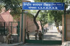 Pinjra tod activist natasha narwal's bail plea will be heard today. Tihar Jail Authorities Allows Pinjra Tod Activist Natasha Narwal Vc Meeting With Counsel Books Of Her Choice India Legal