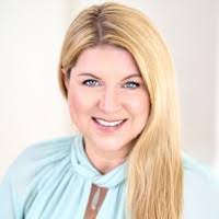 Heather Bartsch's Instagram, Twitter & Facebook