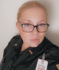 Dan Besser's Instagram, Twitter & Facebook