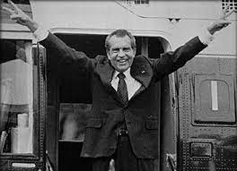 President richard nixon's actions in 1971 to end dollar convertibility to gold and implement wage/price controls were intended to address the international dilemma of a looming gold run and the domestic problem of inflation. Today In 1971 President Nixon Closes The Gold Window Mises Wire