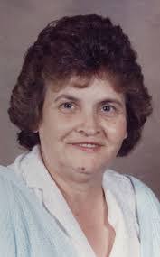 Clarissa Swain's Instagram, Twitter & Facebook