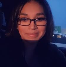 Gaby Laboy Product Specialist (@Pocket.size.sales) • Facebook