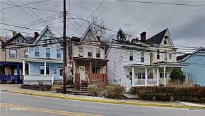 Fairview Township, PA - Four Injured in Single-Vehicle Crash on Kittanning  Pike