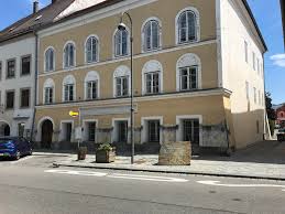 Braunau am inn holiday rentals. Adolf Hitlers Childhood Home In Braunau Am In Austria Quite Subtle Only The Inscription On The Stone Shows That Anything Happend Here At All Europe