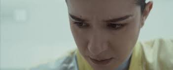 I like watching people play Alice Madness Returns for the first time. This  very pleasant young woman is playing it for the first time not really  knowing much about it. She seems