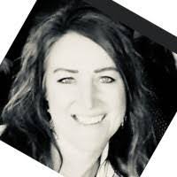 Nancy Mosa's Instagram, Twitter & Facebook