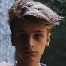 Mark Thomas's Instagram, Twitter & Facebook