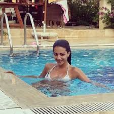 Her ikisi de hollanda doğumlu olan ikilinin ayrılık dedikodusu ise ikilinin birbirlerini instagram'da takibi bırakmasıyla doğrulandı. Melisa Asli Pamuk Melisa Melisa Asli Model