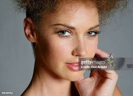 330 Nikki Phillip Photos & High Res Pictures