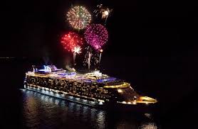 41 Breathtaking Pictures Of The Royal Caribbean Oasis Of The Seas Royal Caribbean Oasis Carribean Cruise Royal Carribean Cruise