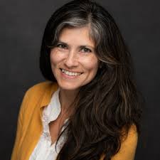 Emma Garcia (@GracefulHustle)