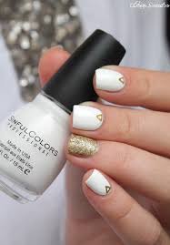 Pointy nails can look scary and gold glitter. 46 Cute Gold Nail Art Designs And Ideas For 2017