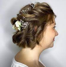 The top 10 sexiest haircuts for spring. 40 Trendy Wedding Hairstyles For Short Hair Every Bride Wants In 2021