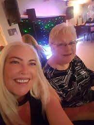 Kendra Burrows (@KendraBurrows4)