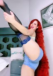 Bella Dueñas on X: Mira que flexible soy 💗 t.co42T2Y2r7sg  X