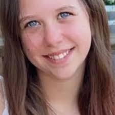 Savanna Johnson's Instagram, Twitter & Facebook