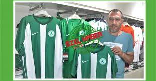 Giresunspor'un yeni sezonda süper lig'de giyeceği nike marka formalar sabırsızlıkla bekleniyor. Yeni Sezon Urunlerine Yogun Ilgi Giresun Spor Gazetegiresun Spor Gazete