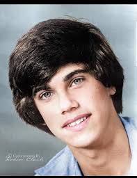 I am 11 years old I just saw Ode to Billy Joe and I am in love with Robbie  Benson!!!