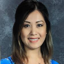 Karen Wente's Instagram, Twitter & Facebook