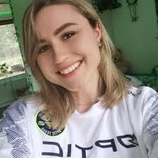 🪻Sandy🪻 (@CallofSandy)