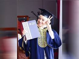 Documents similar to program ijazah sarjana muda perguruan dengan kepujian. Pin Di Mira Filzah Cute