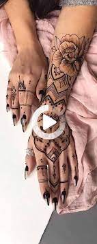 11 melhor ideia de Tatuagem indiana na mao | tatuagem indiana na mao, tatuagem, tatuagem na mão