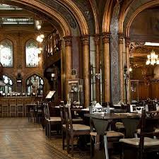 Rezervă o masă la caru' cu bere. Caru Cu Bere The Popular 135 Year Old Restaurant In Bucharest S Old Town Welcomes 2 500 Clients A Day Romania Insider