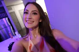 Does anyone in here have Bragg and there child is getting an award tomorrow  or just going to the kindergarten awards? I have to work and my little guy  Axl West is