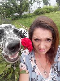 After a cluster headache-attack in the morning: My lovely Dog wants to tell  me something very important....guess what❤❤❤