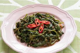 Masakan ringkas yang enak dimakan bersama sepinggan nasi putih panas. Resepi Kangkung Goreng Belacan