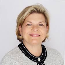 My last week at Informatica! 11 years ago, I made the decision to join  Informatica and I am so glad I did. Informatica has helped me grow both  professionally and personally. Worked