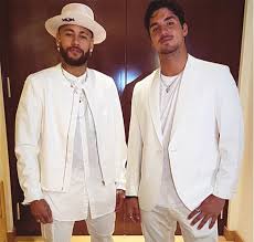 Neymar da silva santos júnior; Neymar Jr Adianta Celebracoes De Aniversario Com Festa Privada Com Direito A Brincadeira Na Hora Do Parabens Confira Registros Estrelando