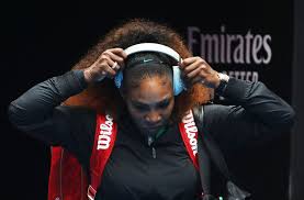 Serena williams was fined $17,000 for arguing with the chair umpire. Serena Williams Tragt Einen Anliegenden Und Figurbetonten Grunen Einteiler Stuttgarter Nachrichten
