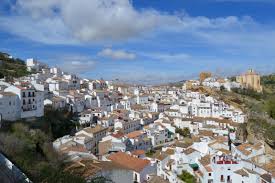 How did the town of setenil get its name? Setenil De Las Bodegas Cadiz Andalusien Rundreise