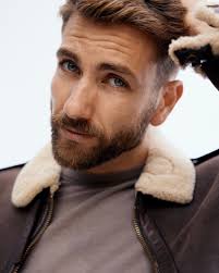 Vivien's Model Management