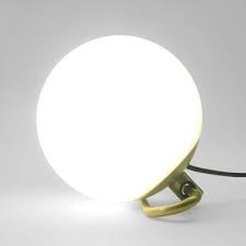 Yanzi Taschenlampe Zum Hinlegen Oder Aufhangen Limitierte Auflage Artemide