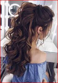 It's very easy to make a hot, trendy upstyle on. Find The Perfect Prom Hairstyle For Long Hair Easy Hairstyles