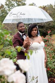 For this reason, wedding photography requires a variety of equipment and preparation. Two Photographers Are Better Than One Emmiclaire Com