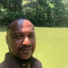 Which two Jamaican snacks would you choose?